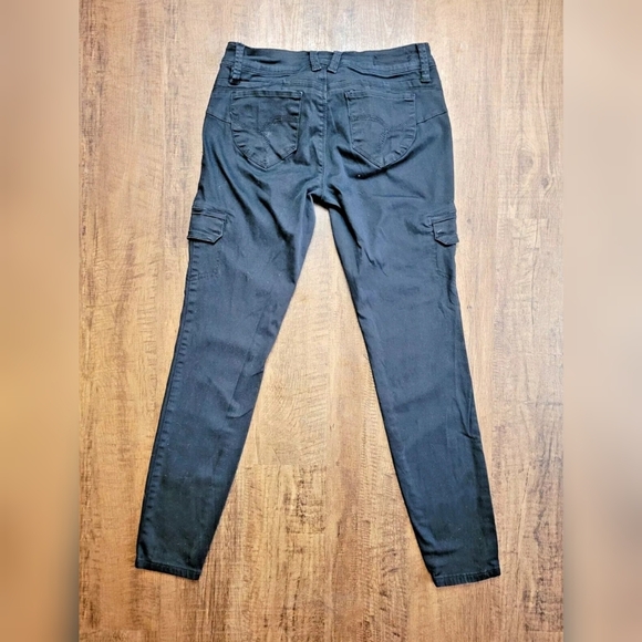 YMI Wanna Betta Butt? skinny cargo jeans - Picture 10 of 11